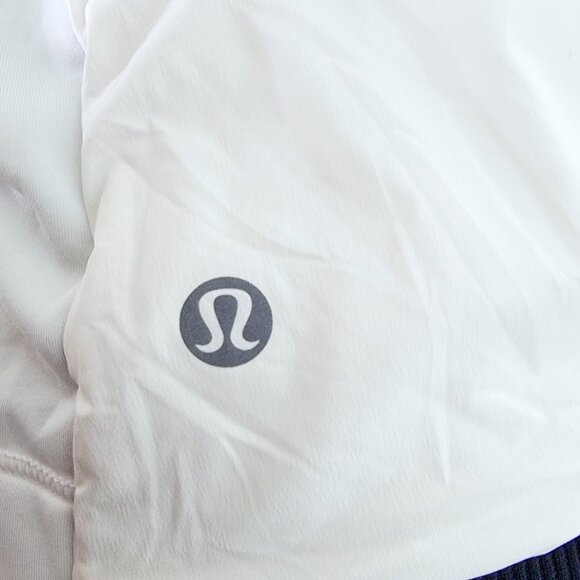 Lululemon Women's White Run For Cold Primaloft Full Zip Puffer Jacket Size 6 - Picture 7 of 10